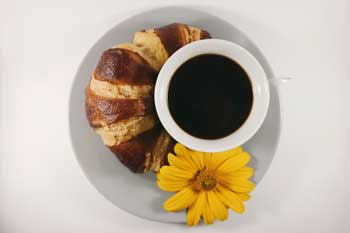 Coffee & Croissant 